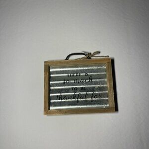 Rustic Thankful Wall Sign